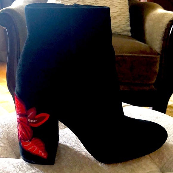 Jessica Simpson Ankle bootie - Picture 2 of 6